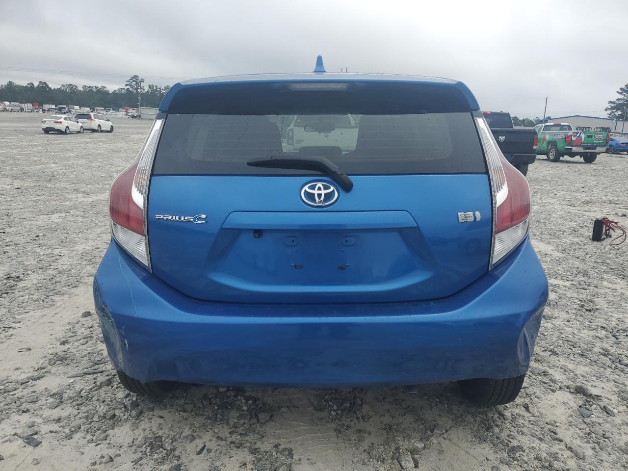2015 Toyota Prius C - Фото 6
