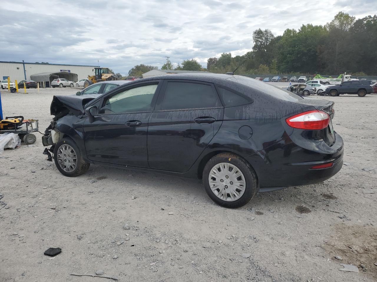 2019 Ford Fiesta S - Фото 2
