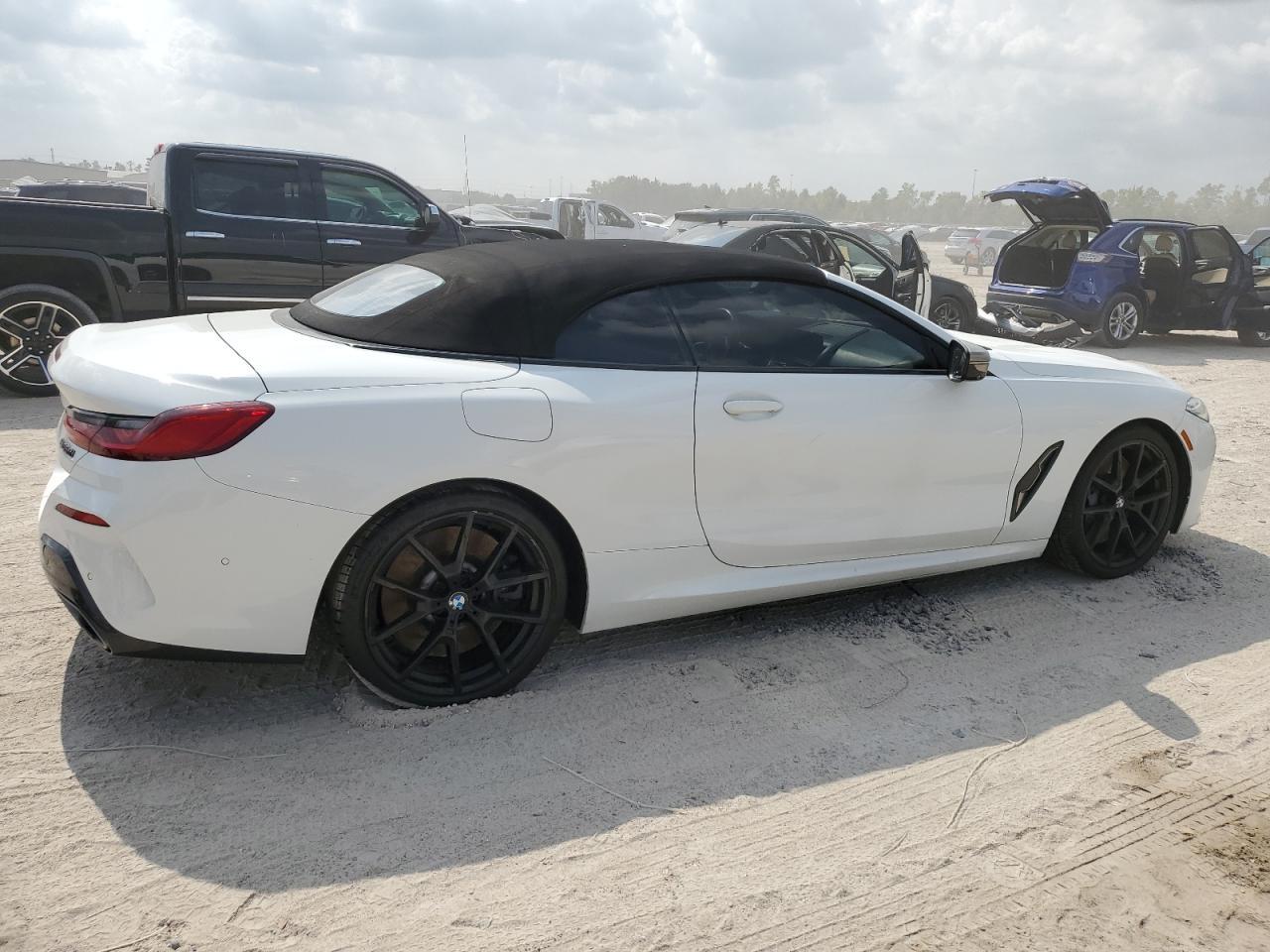 2020 BMW M850Xi - Фото 3