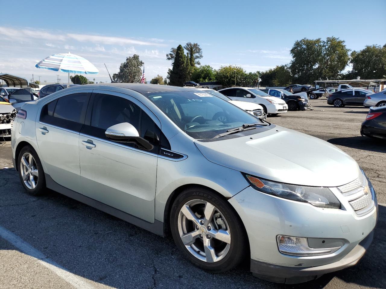 2011 Chevrolet Volt - Фото 4