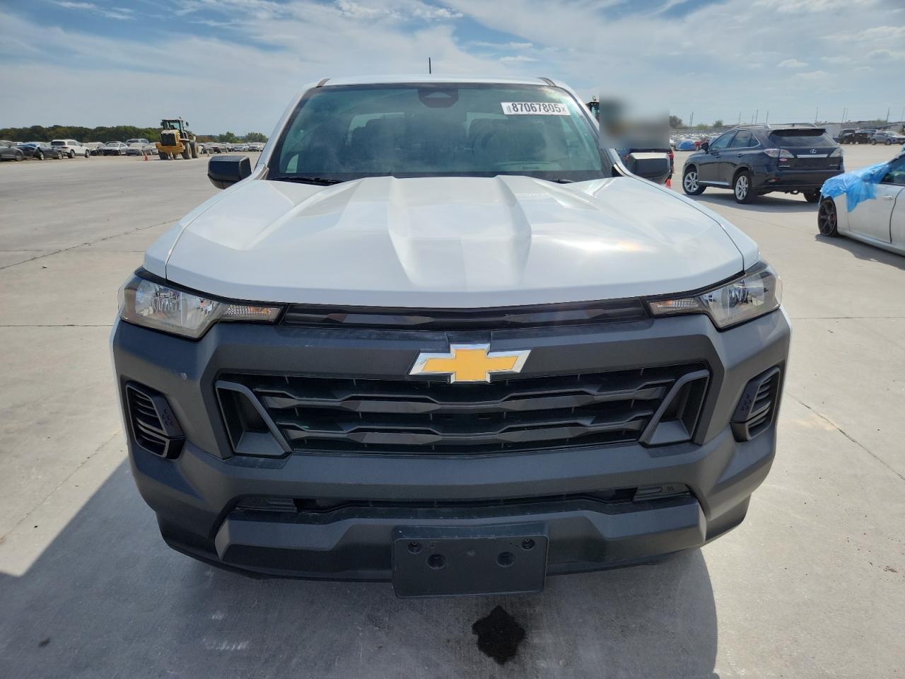 2024 Chevrolet Colorado - Image 5