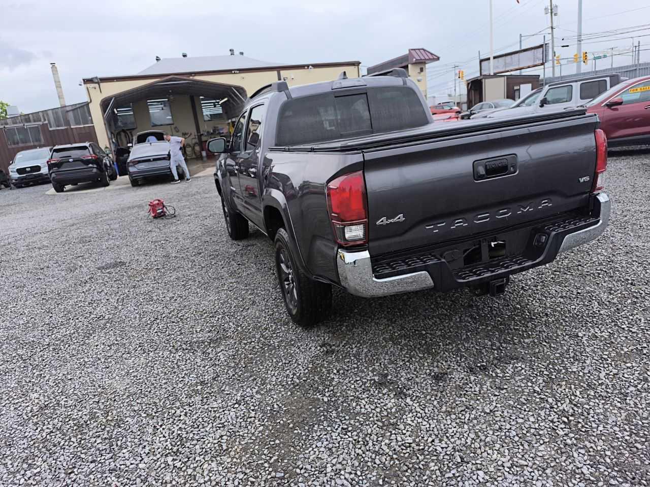 2023 Toyota Tacoma Double Cab - Image 6