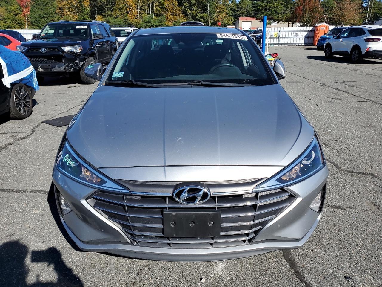 2020 Hyundai Elantra Sel - Фото 5