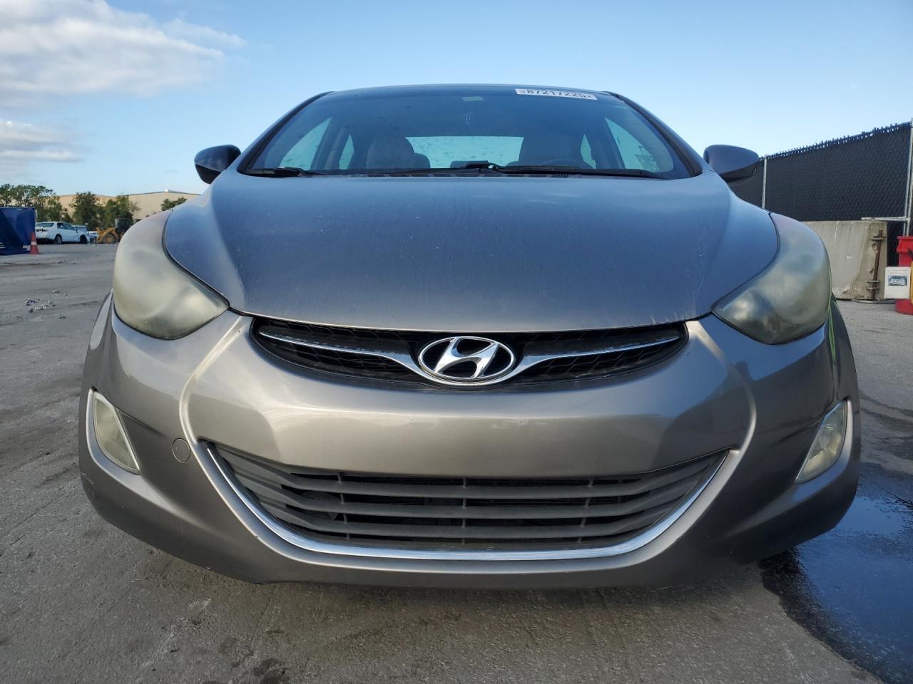 2013 Hyundai Elantra Gls - Фото 5