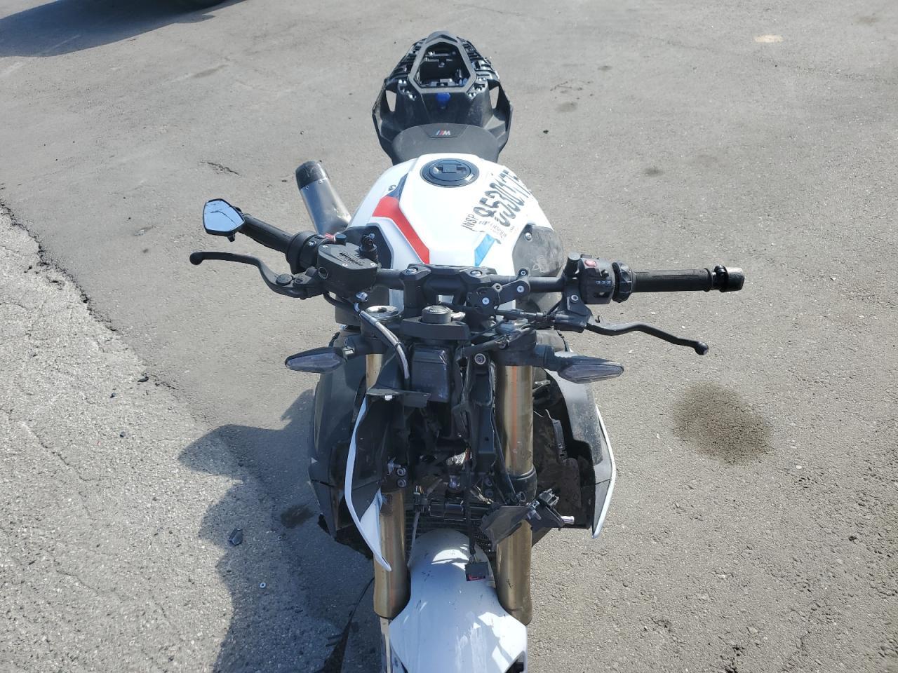 2024 BMW S 1000 R - Image 5