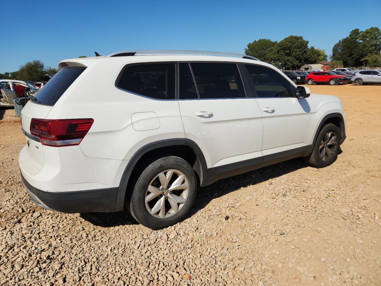 2018 Volkswagen Atlas S - Фото 3