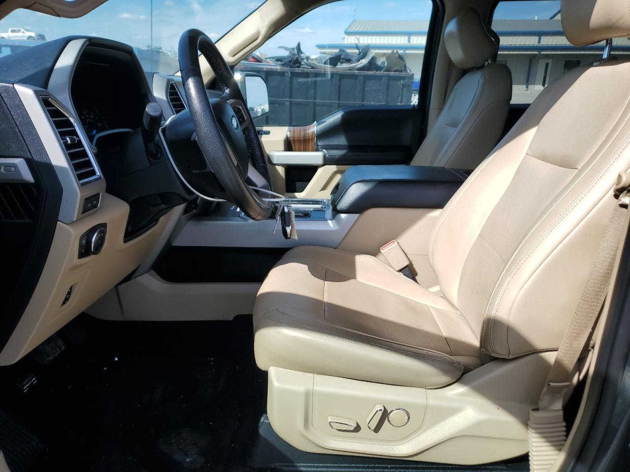 2015 Ford F150 Supercrew - Фото 7