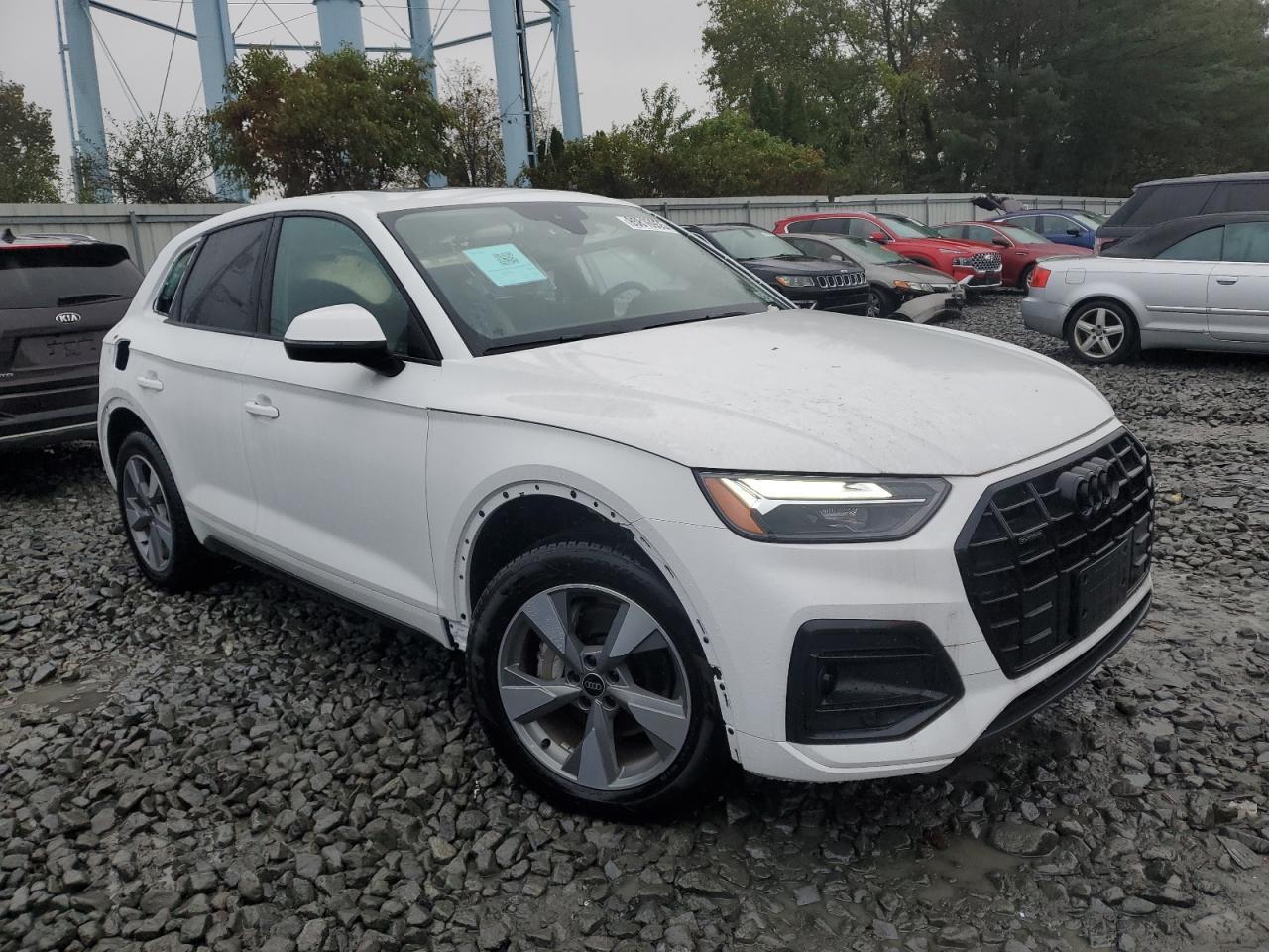 2025 Audi Q5 Premium 40 - Image 4