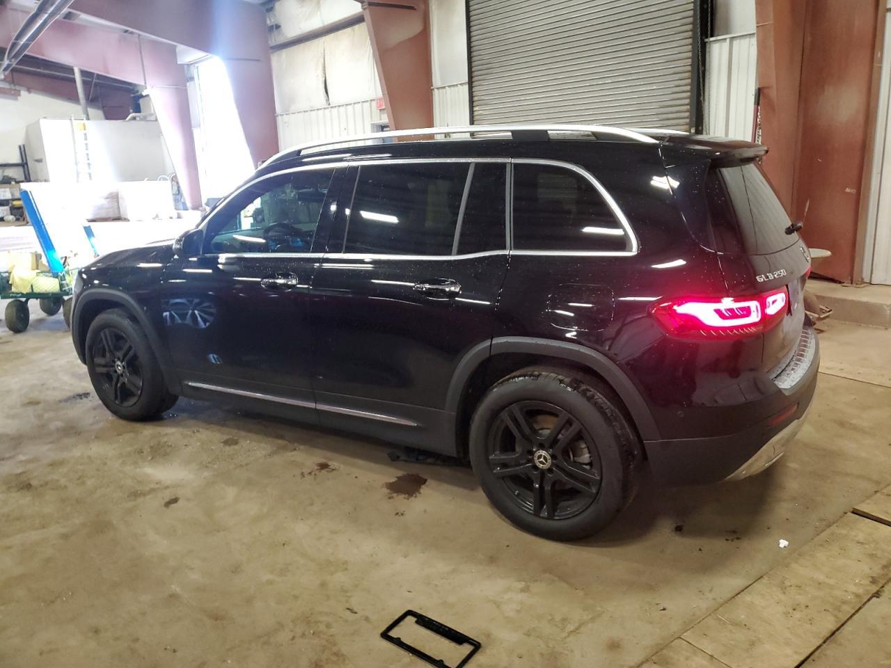 2022 Mercedes-Benz Glb 250 4Matic - Фото 2