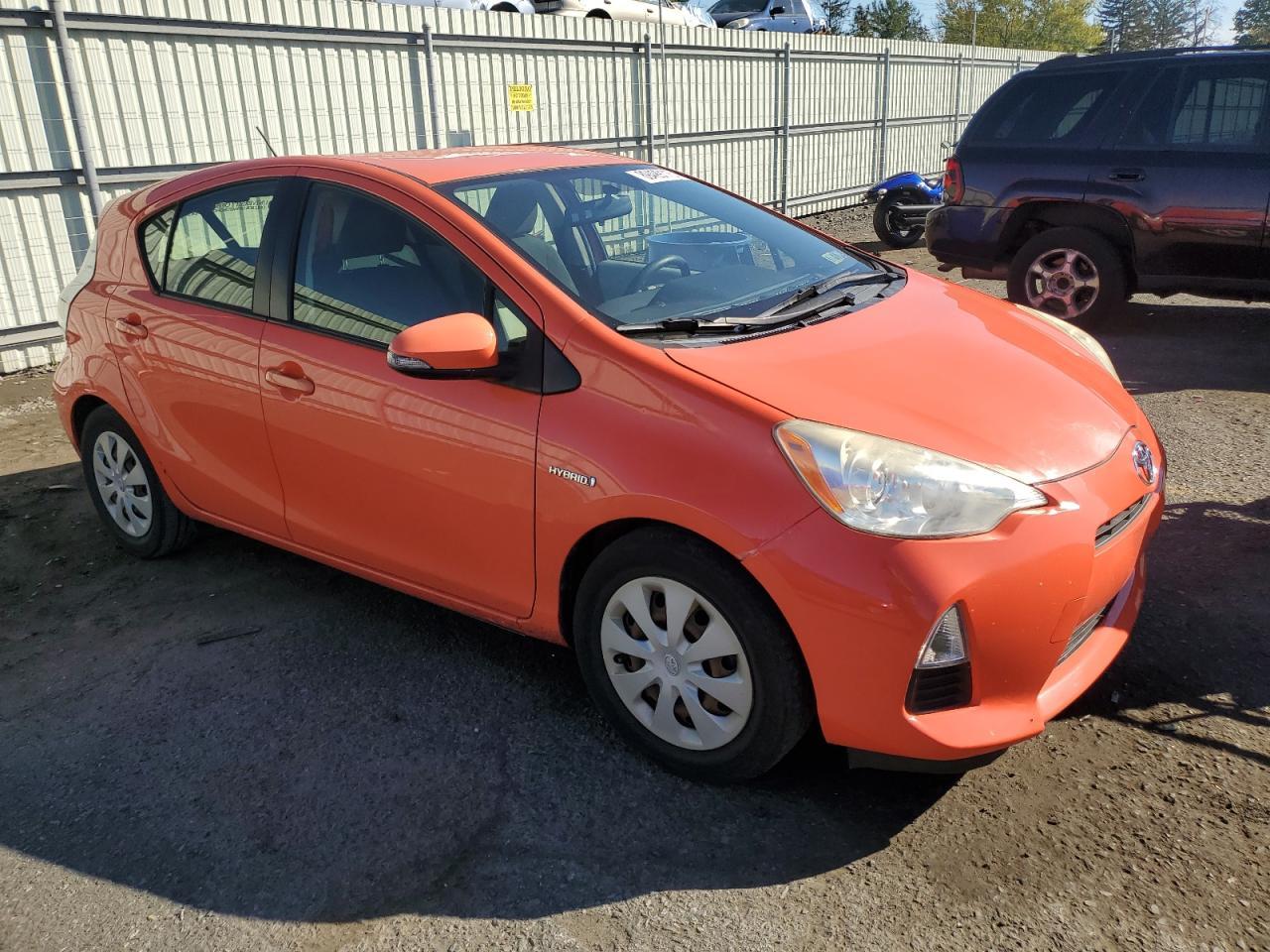 2013 Toyota Prius C - Фото 4