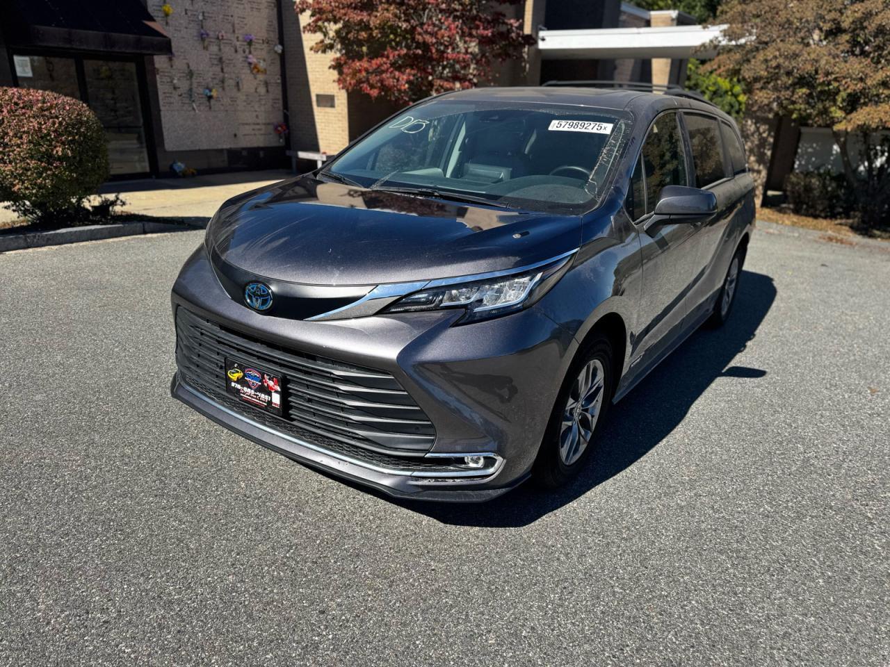 2021 Toyota Sienna Xle - Фото 2