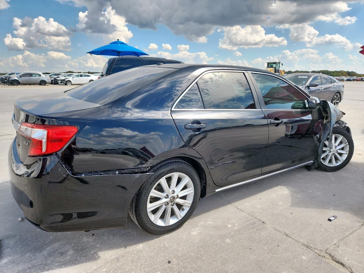 2012 Toyota Camry Se - Фото 3