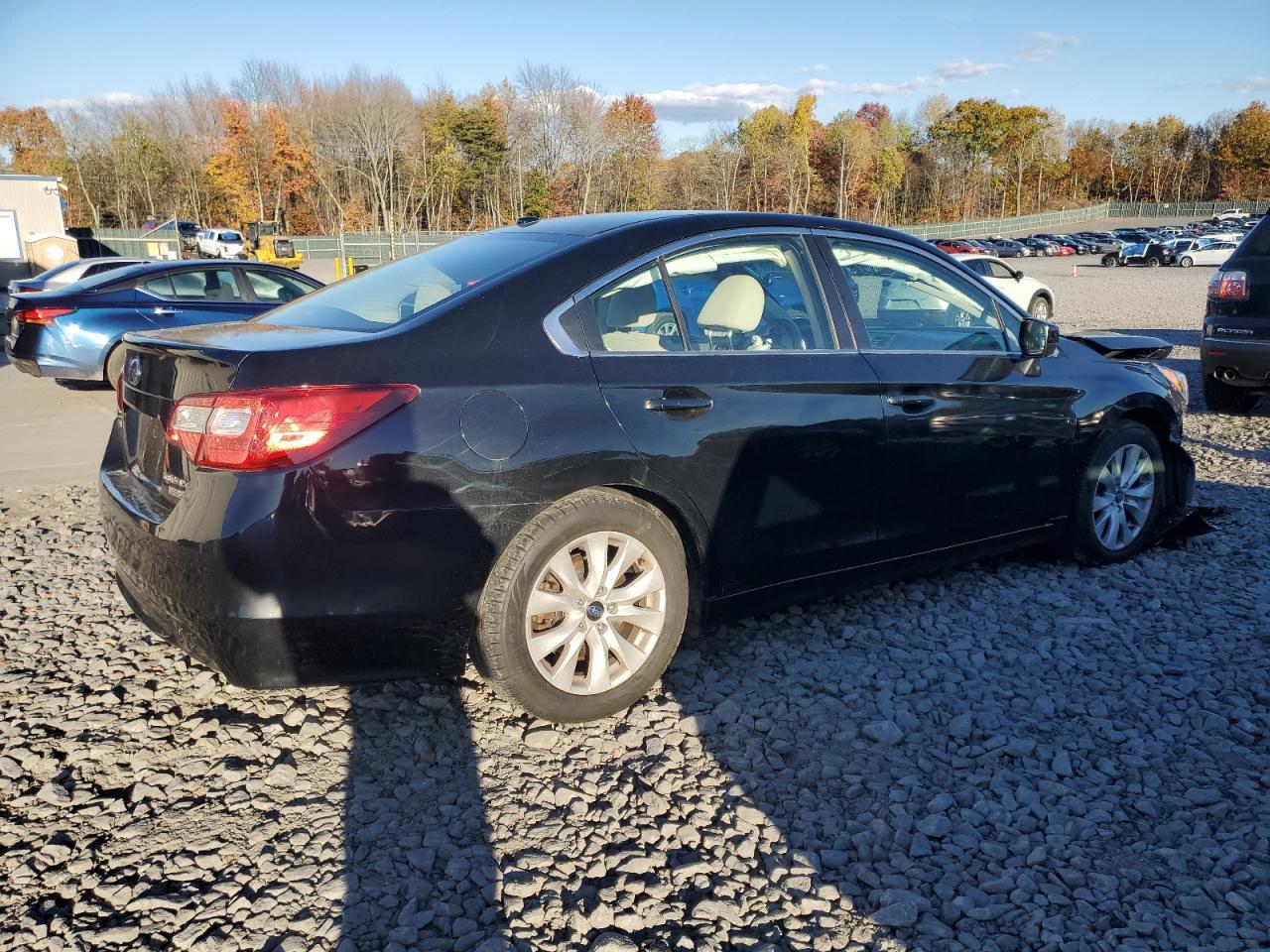 2015 Subaru Legacy 2.5I Premium - Image 3