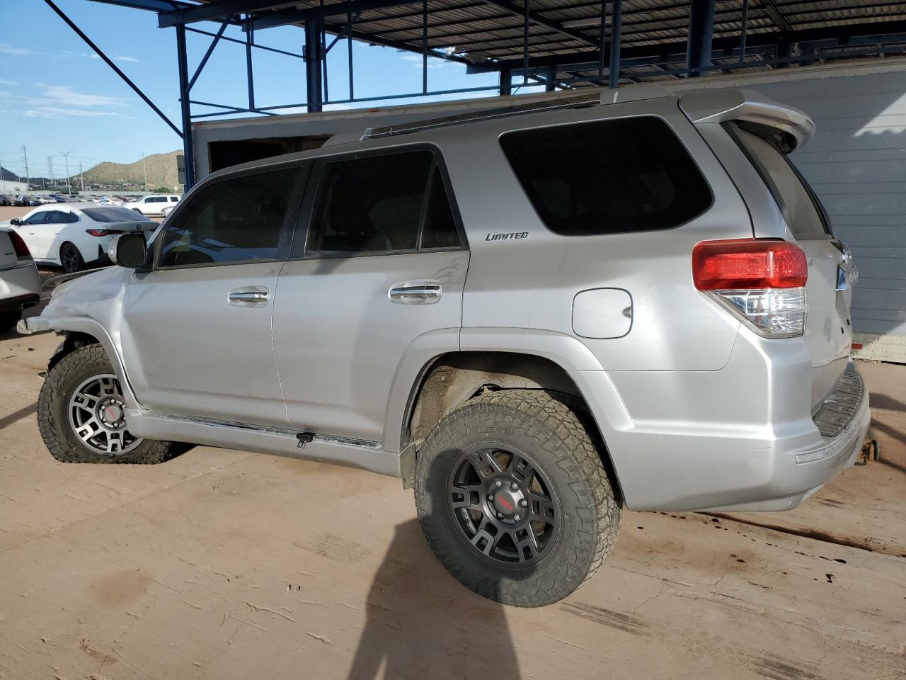 2010 Toyota 4Runner Sr5 - Image 2