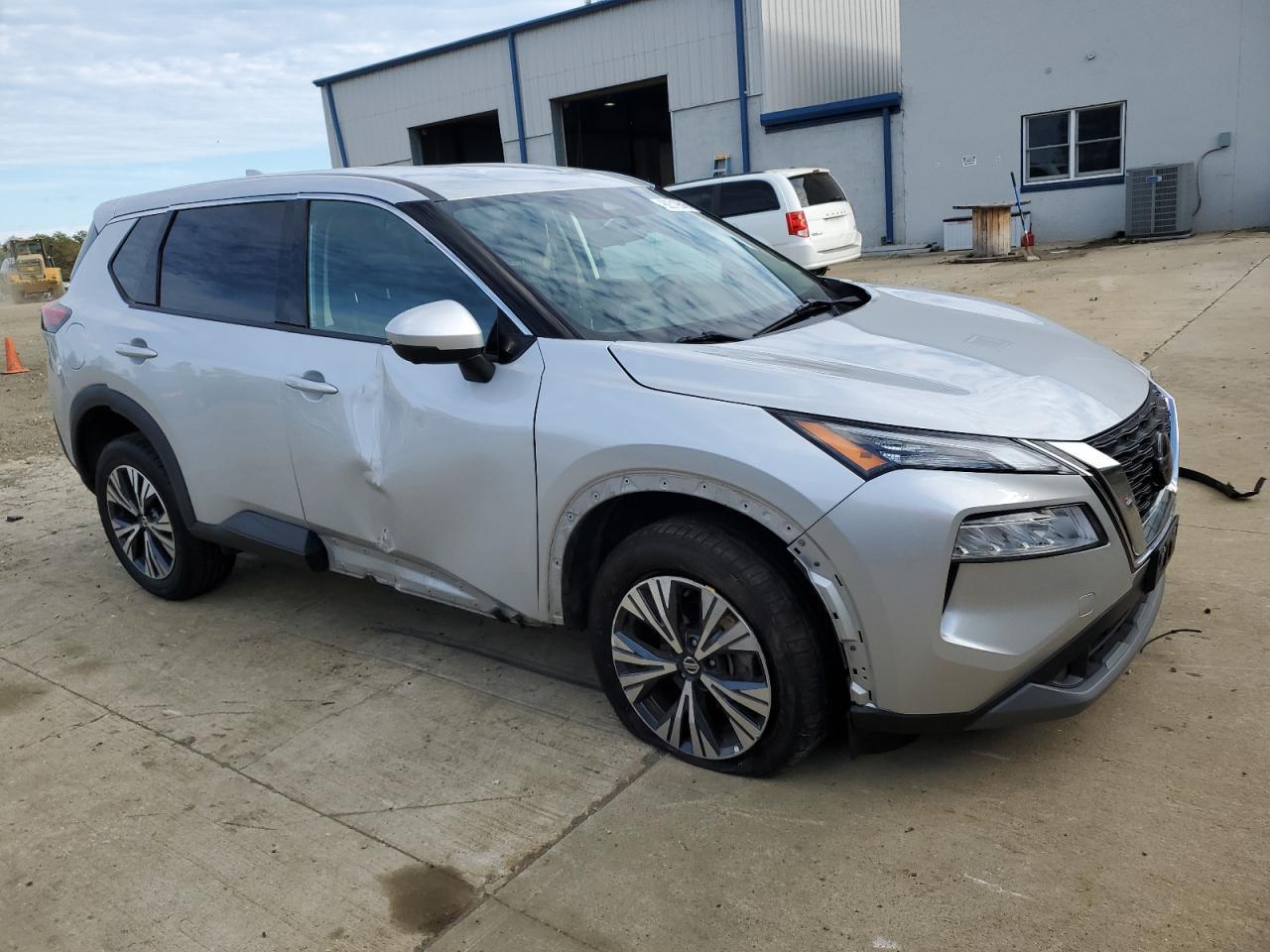 2021 Nissan Rogue Sv - Фото 4