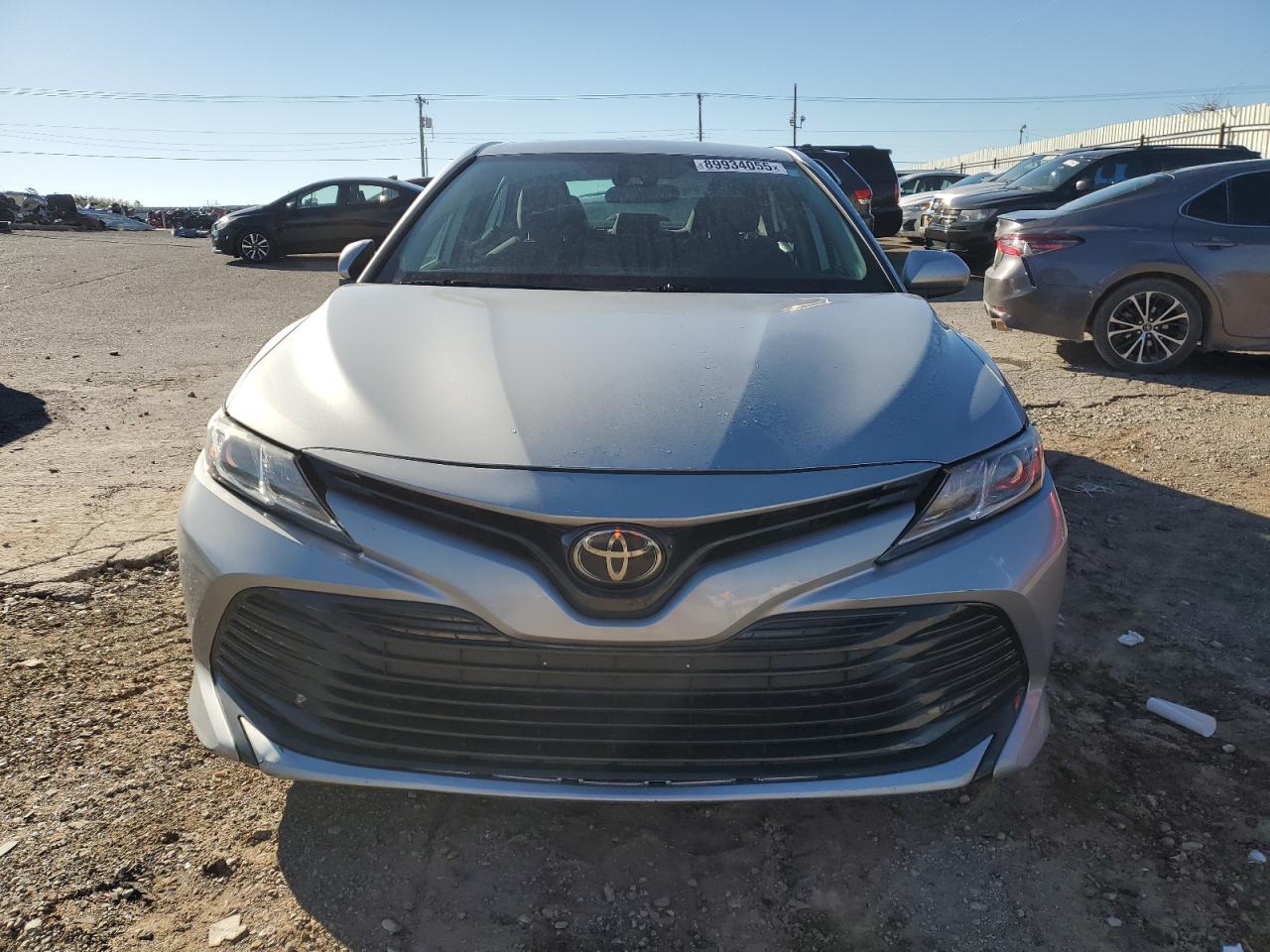 2020 Toyota Camry Le - Image 5