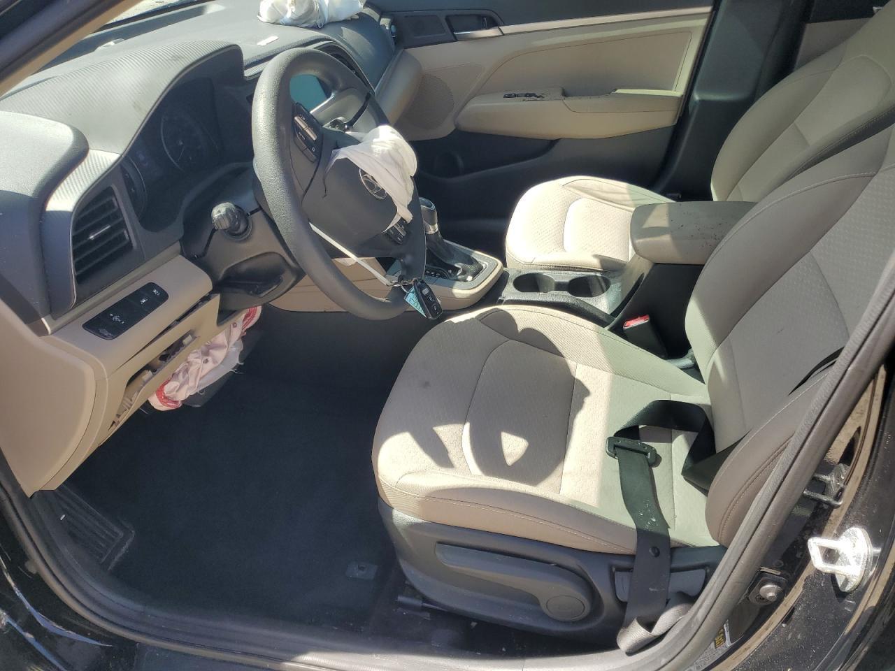 2020 Hyundai Elantra Se - Фото 7