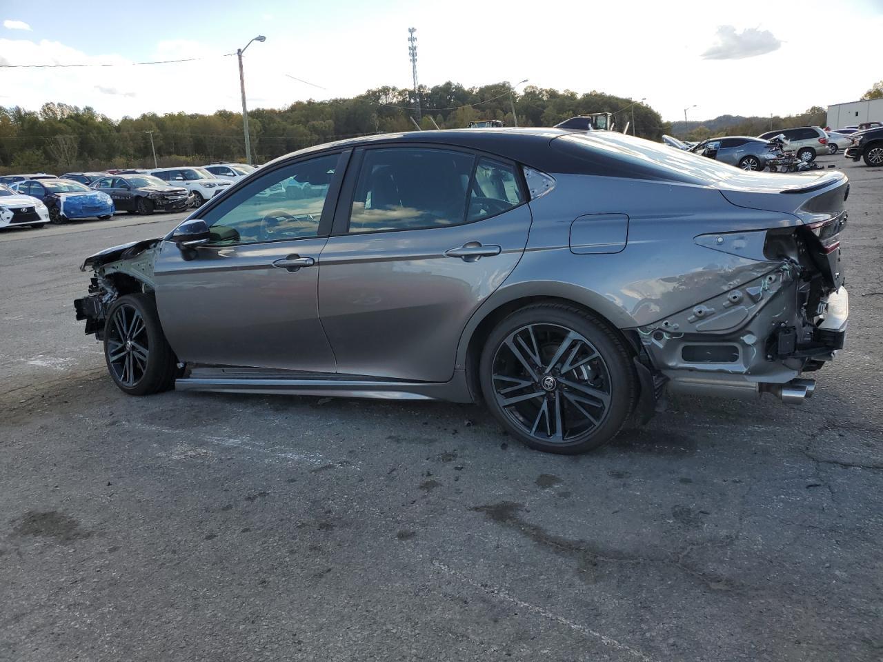 2025 Toyota Camry Xse - Фото 2