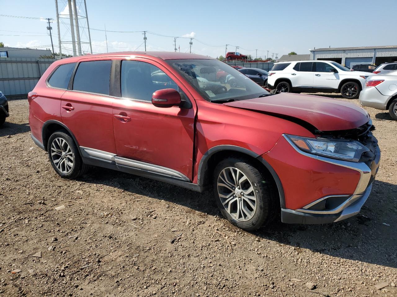 2017 Mitsubishi Outlander Se - Фото 4