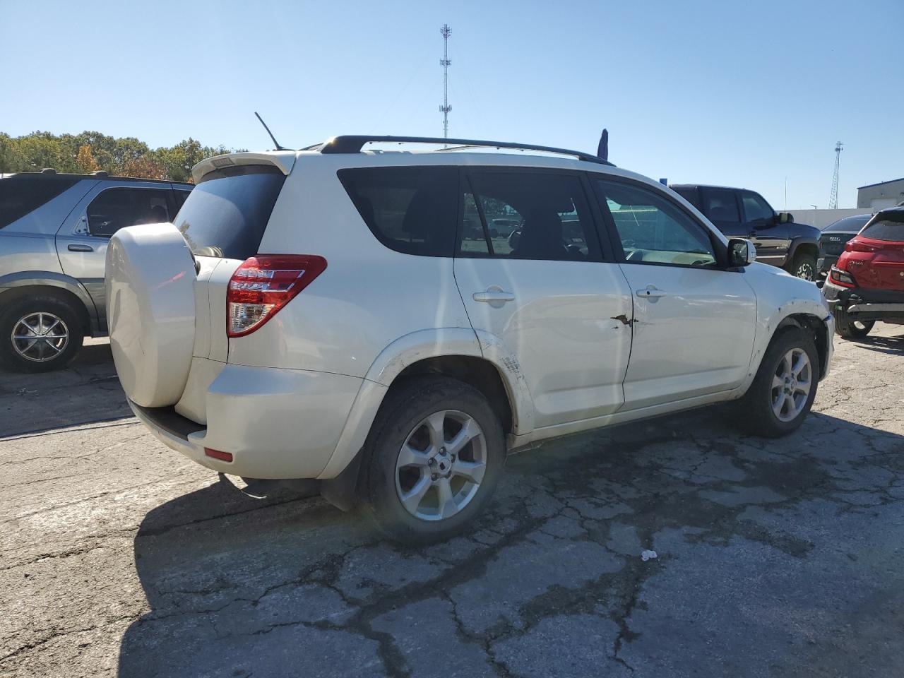 2012 Toyota Rav4 Limited - Фото 3