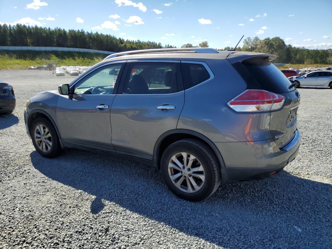 2016 Nissan Rogue S - Фото 2