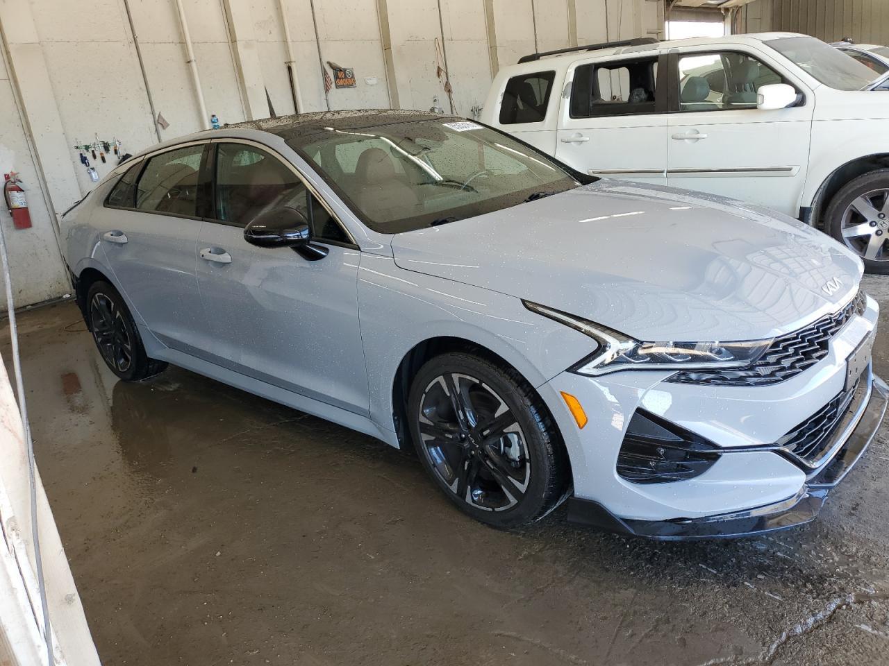 2022 Kia K5 Gt Line - Image 4