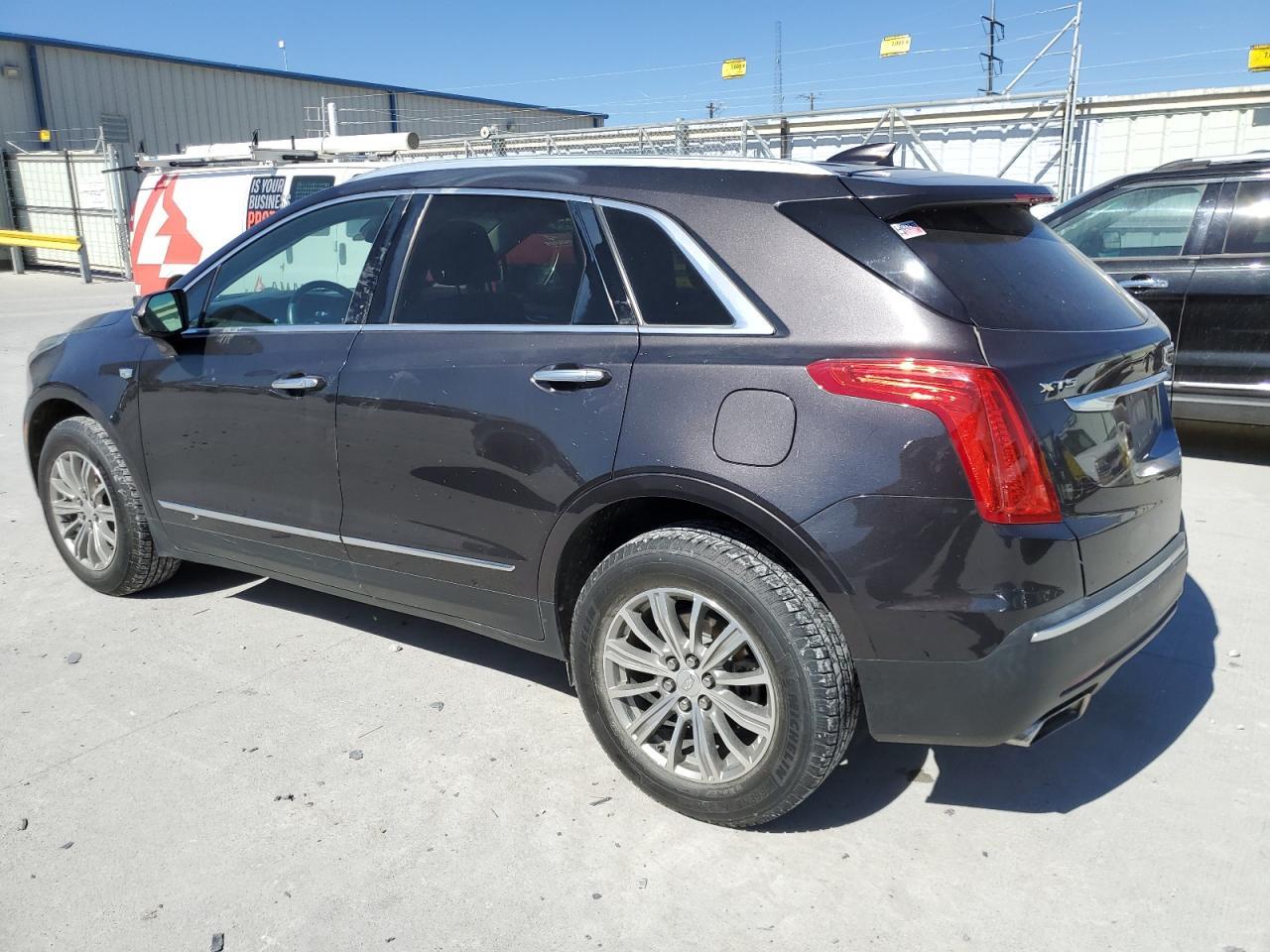 2017 Cadillac Xt5 Luxury - Фото 2