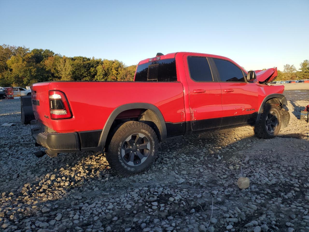 2019 Ram 1500 Rebel - Фото 3
