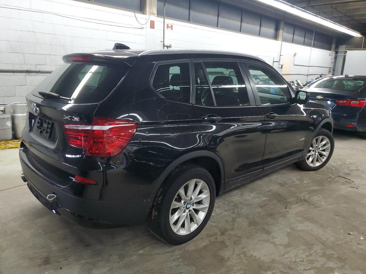 2014 BMW X3 xDrive28I - Image 3