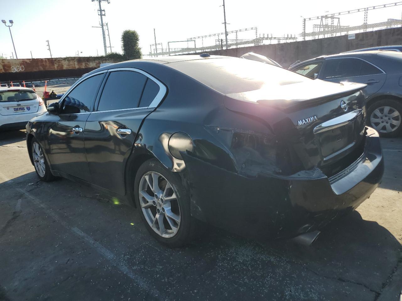 2014 Nissan Maxima S - Image 2