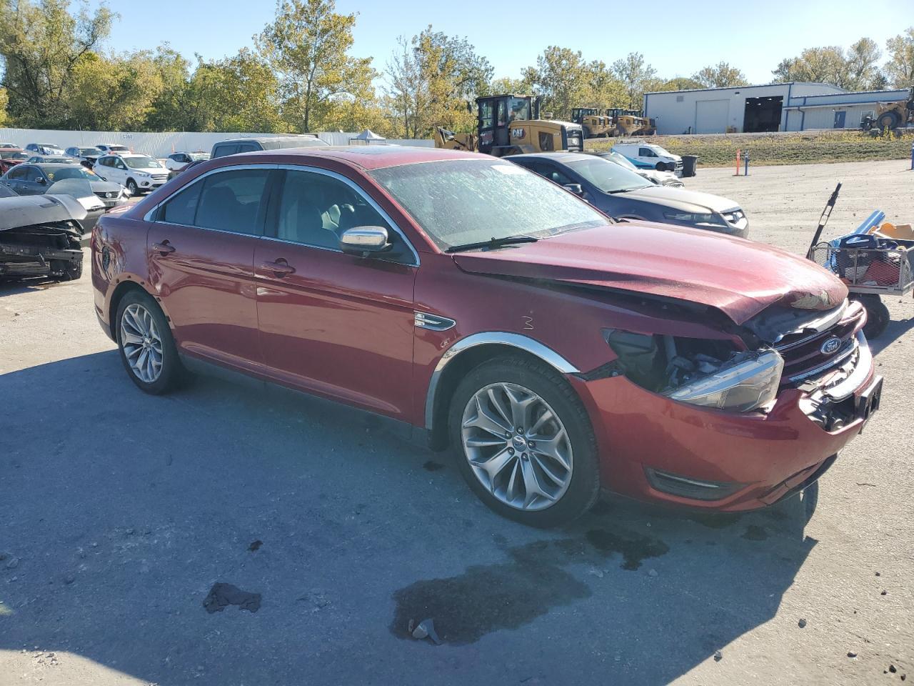 2013 Ford Taurus Limited - Image 4