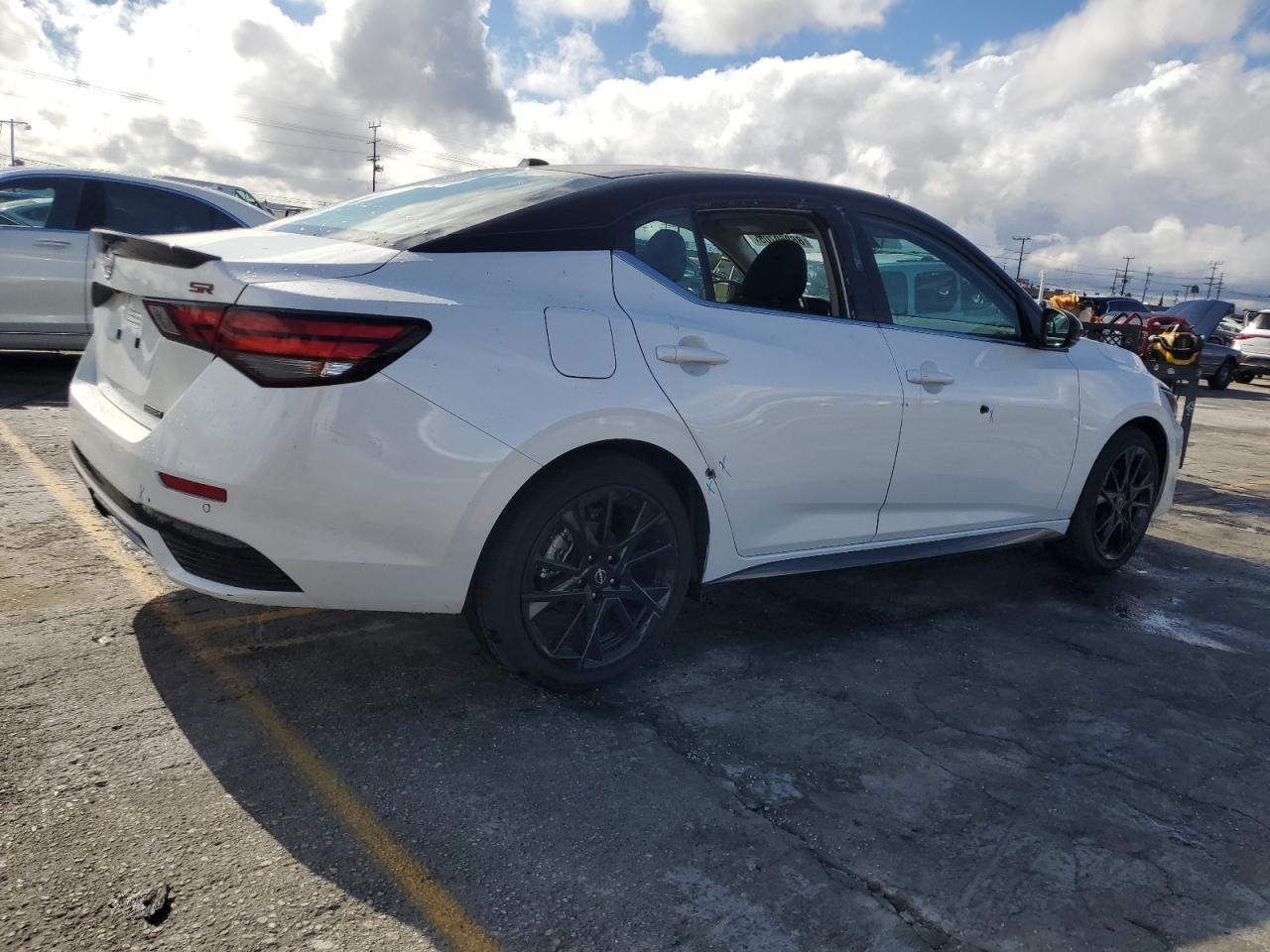 2025 Nissan Sentra Sr - Фото 3
