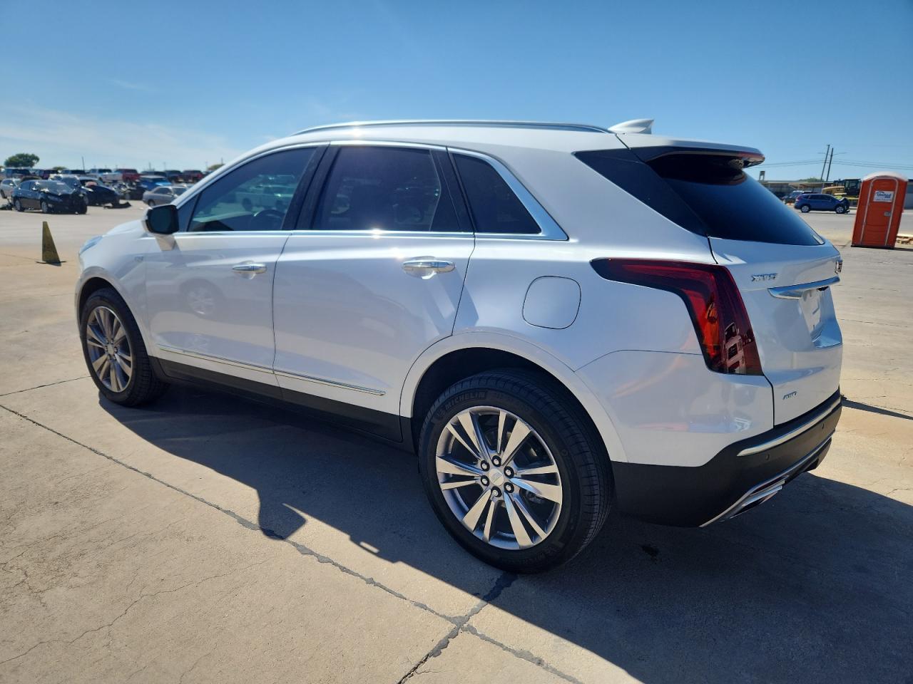 2023 Cadillac Xt5 Premium Luxury - Фото 2