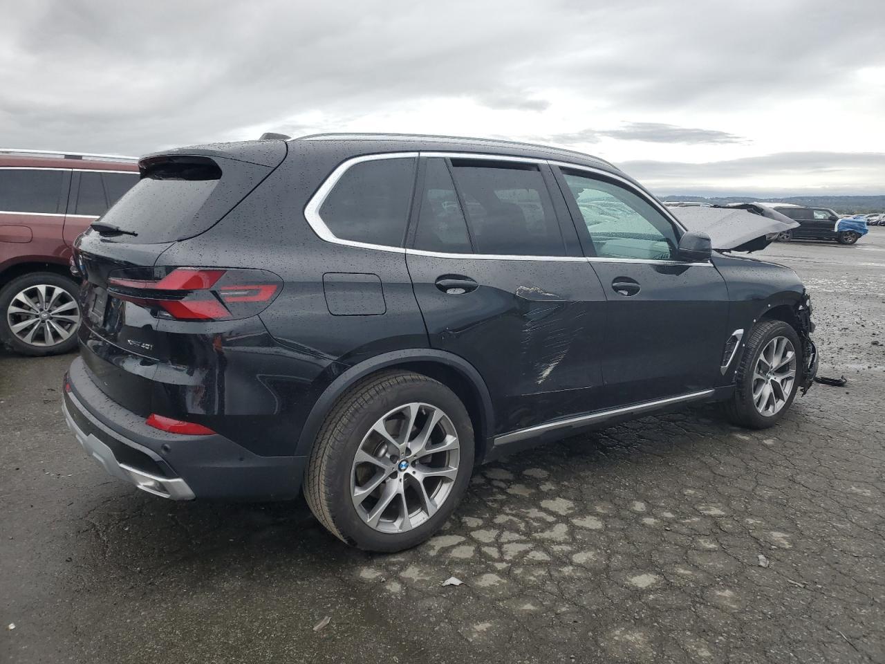 2025 BMW X5 xDrive40I - Фото 3