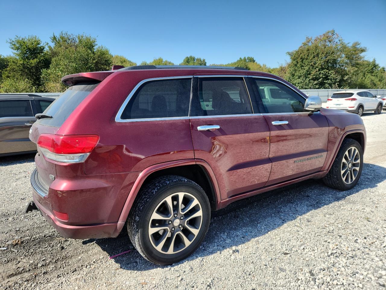 2017 Jeep Grand Cherokee Overland - Фото 3