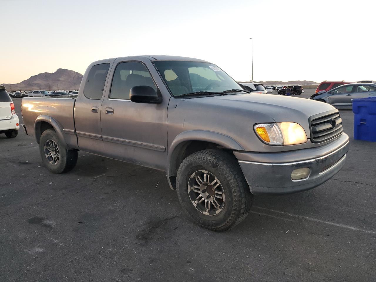 2000 Toyota Tundra Access Cab Limited - Image 4