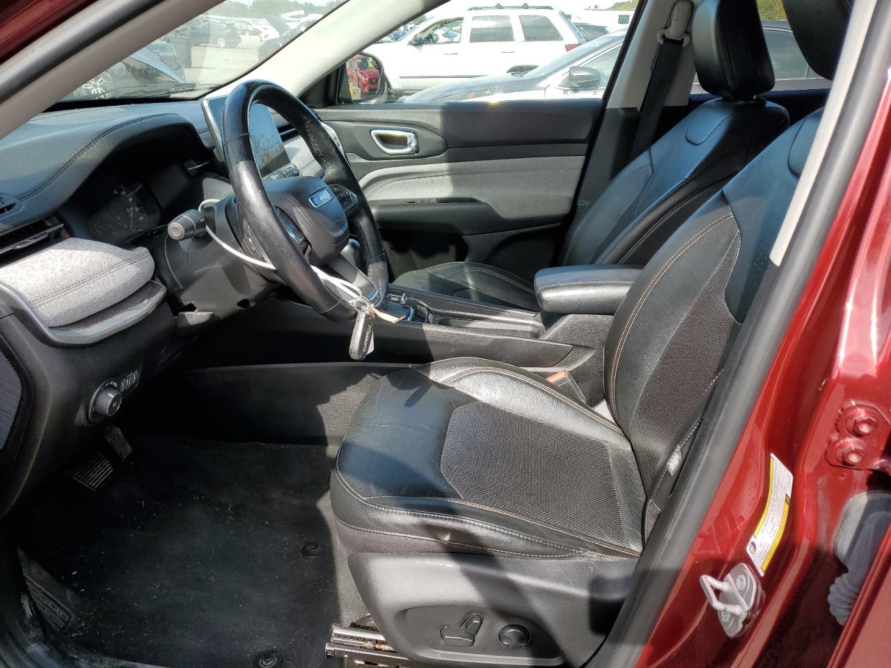 2022 Jeep Compass Latitude Lux - Фото 7