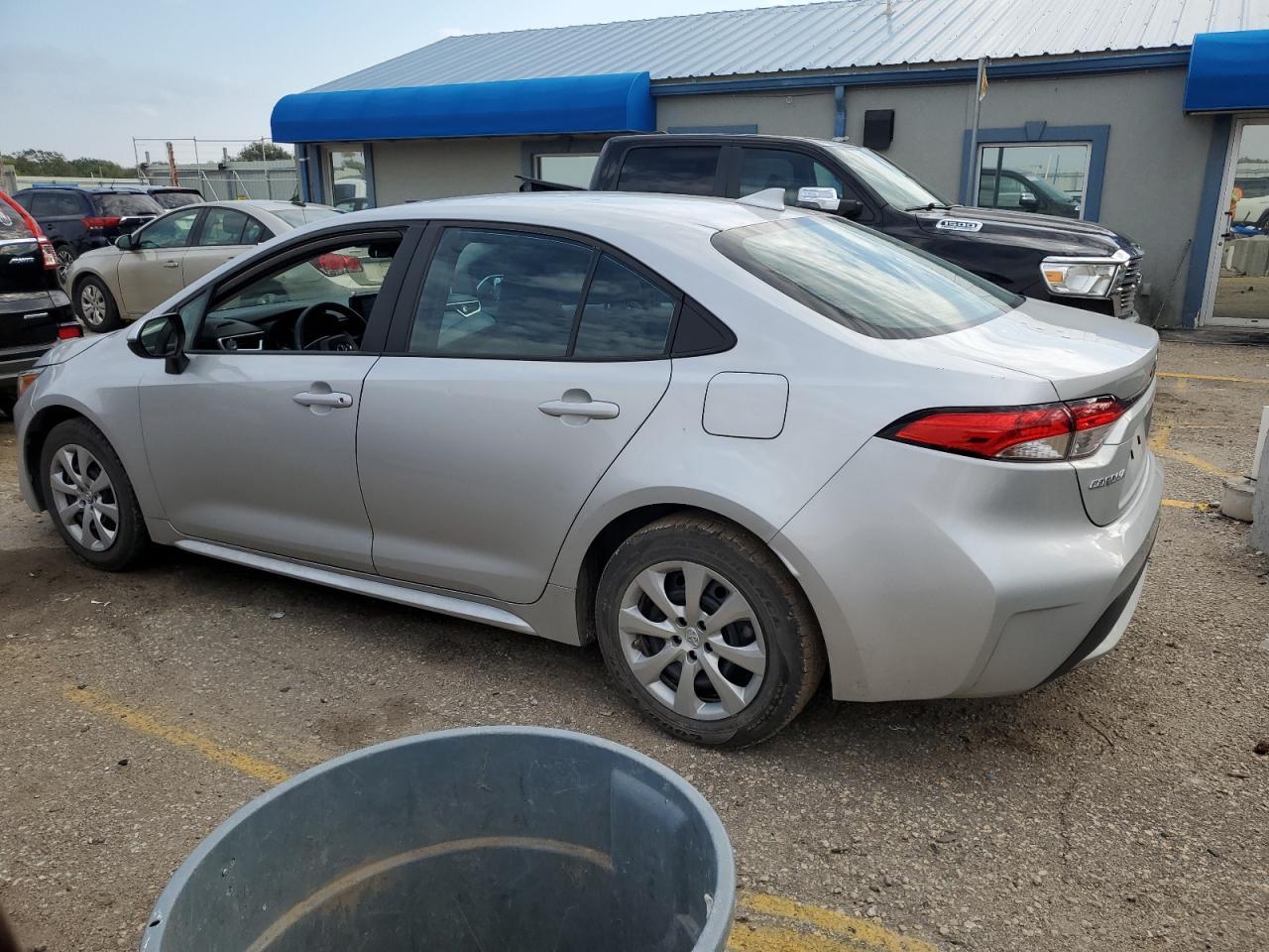 2022 Toyota Corolla Le - Фото 2