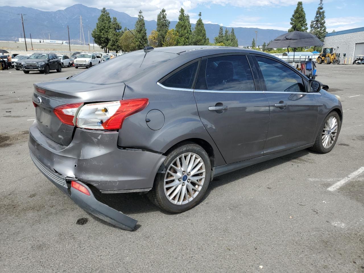 2012 Ford Focus Sel - Image 3