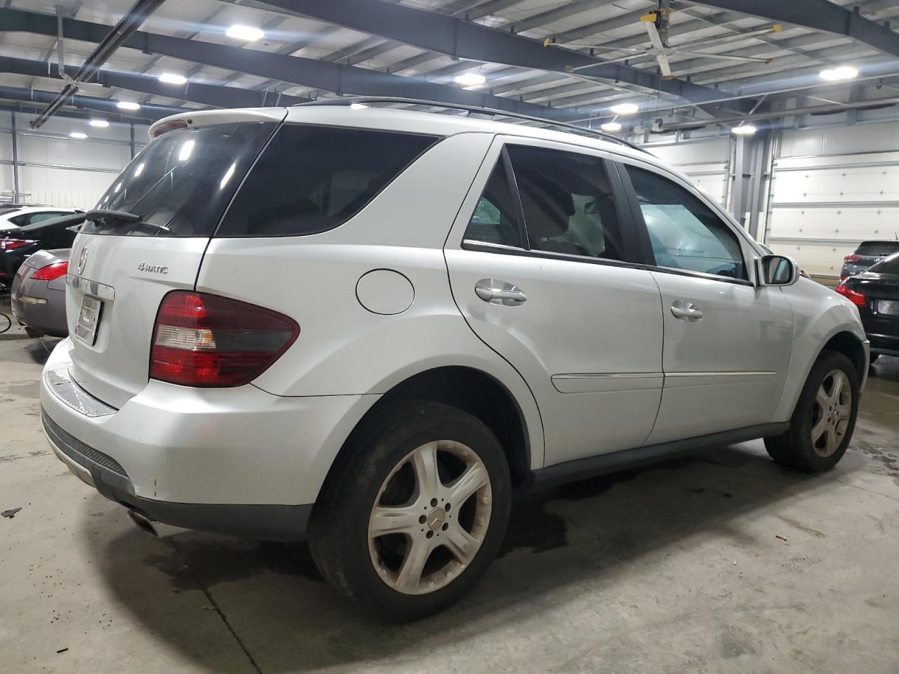 2008 Mercedes-Benz Ml 350 - Фото 3