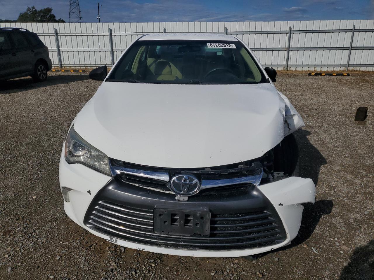 2015 Toyota Camry Le - Фото 5