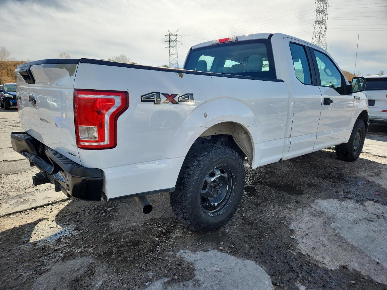 2016 Ford F150 Super Cab - Фото 3