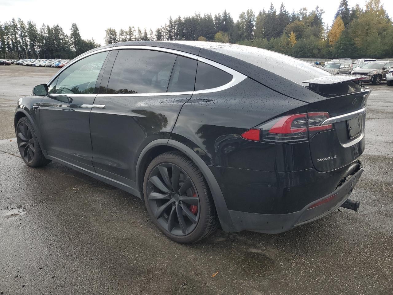 2018 Tesla Model X - Фото 2