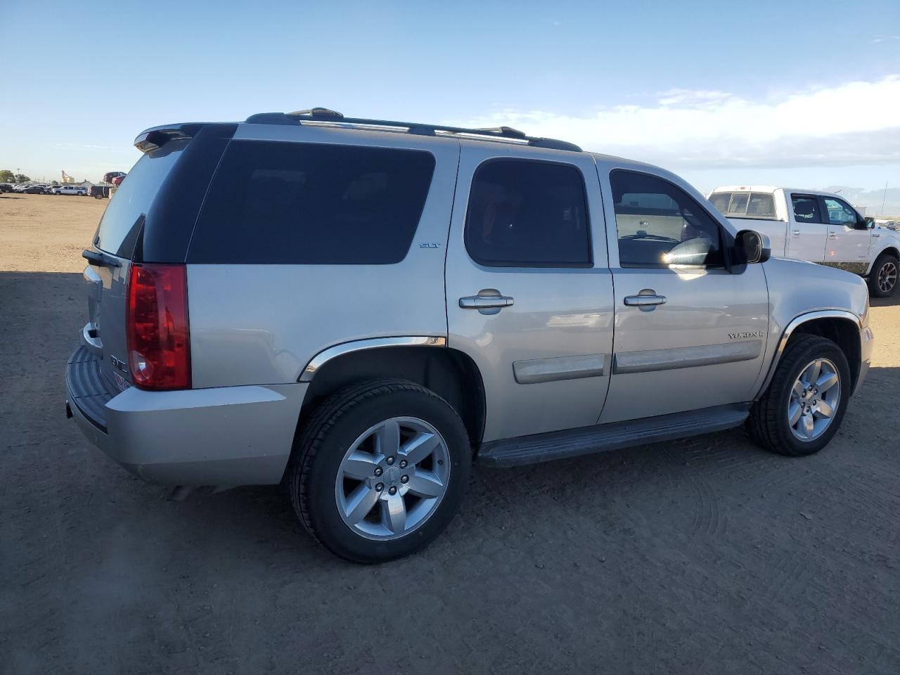 2009 GMC Yukon Slt - Фото 3