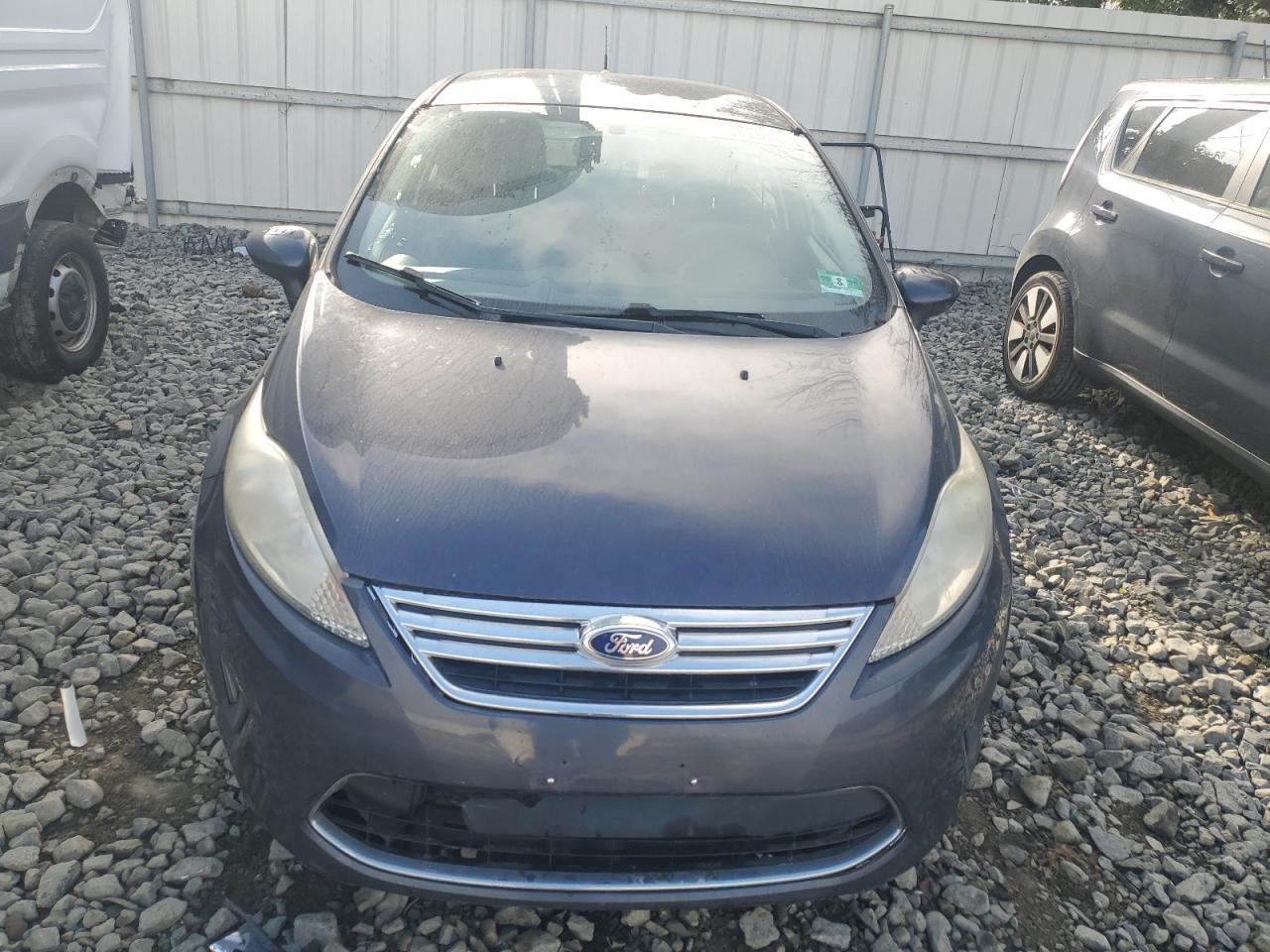 2012 Ford Fiesta Se - Фото 5