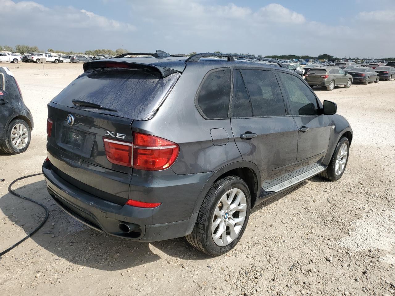 2012 BMW X5 xDrive35I - Фото 3