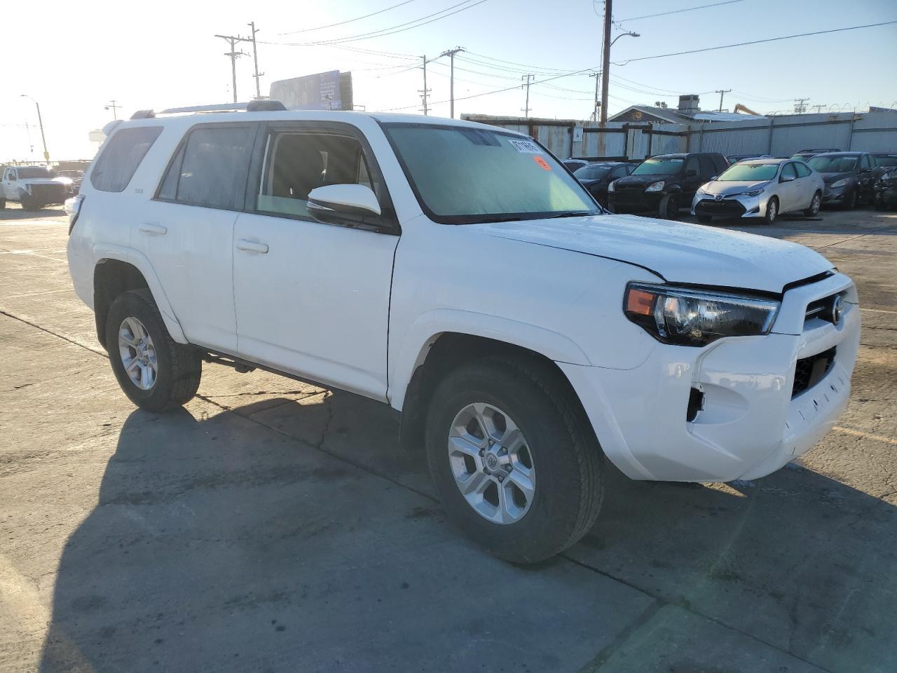 2023 Toyota 4Runner Se - Фото 4