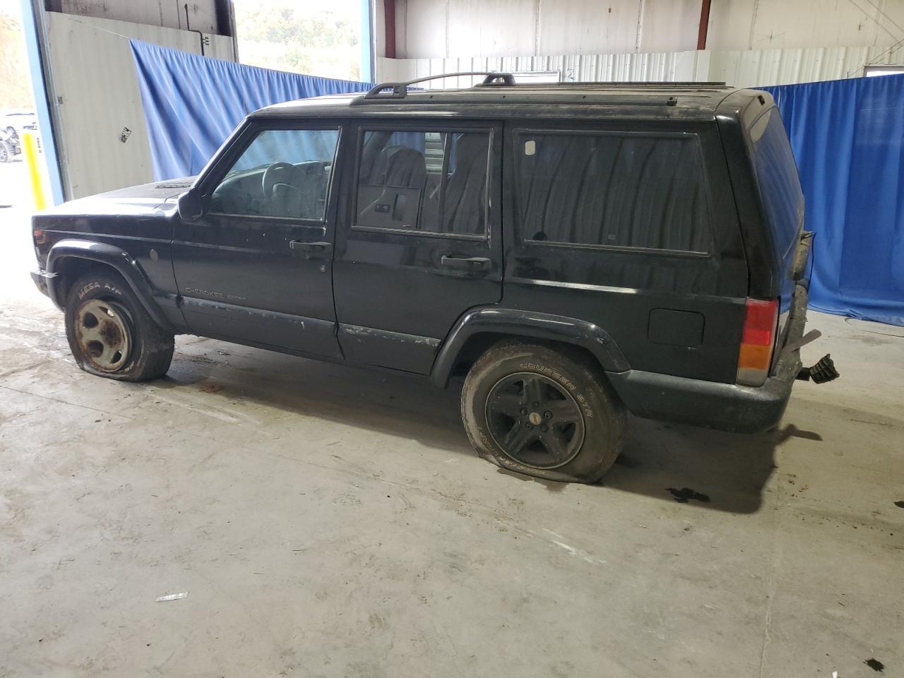 2001 Jeep Cherokee Sport - Фото 2