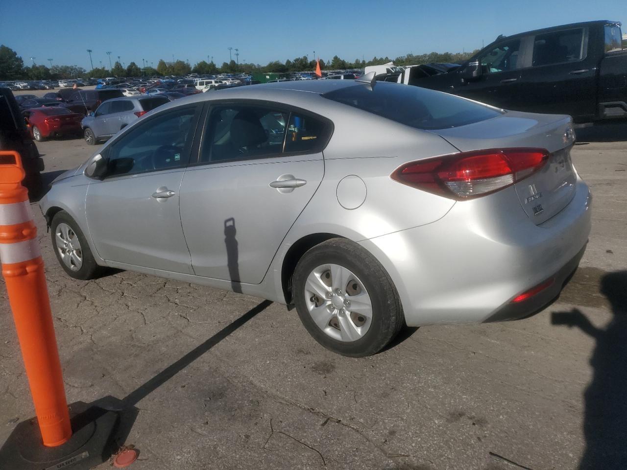 2017 Kia Forte Lx - Фото 2