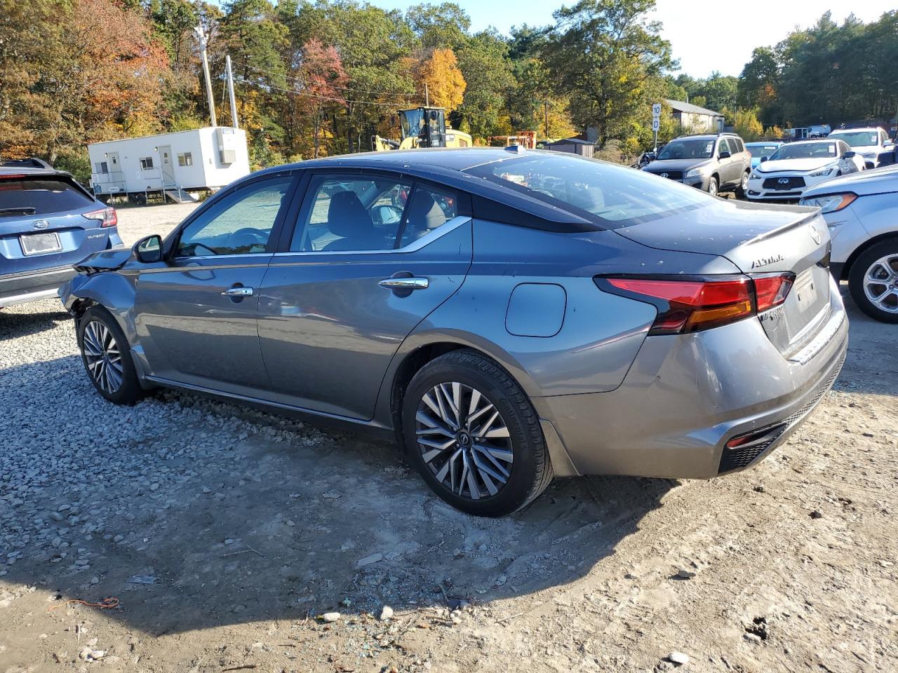 2023 Nissan Altima Sv - Фото 2